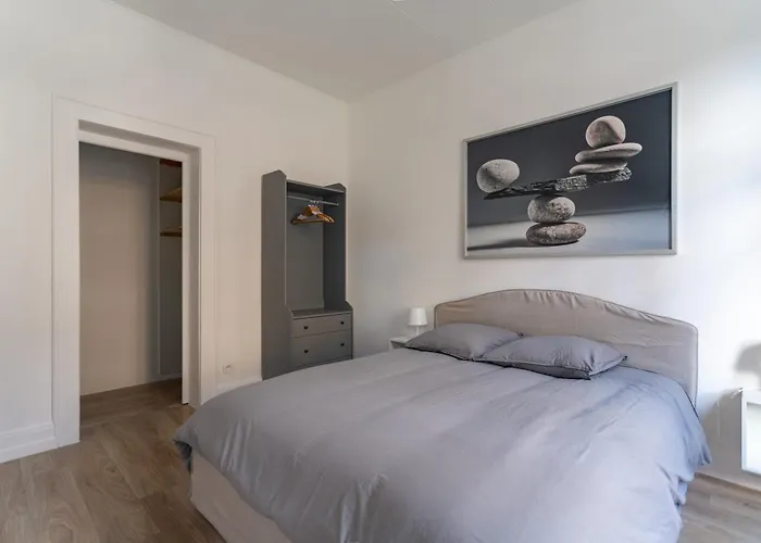 Ideal Pour Visiter