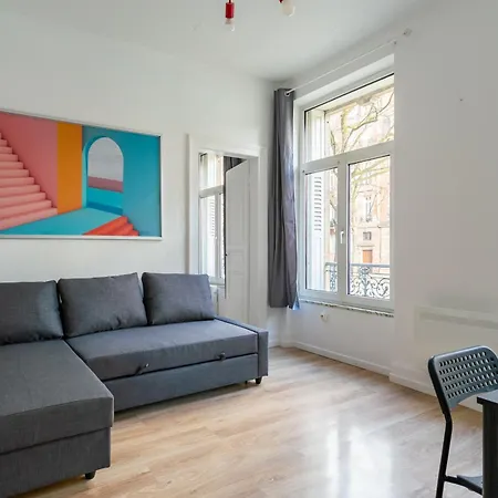 Ideal Pour Visiter